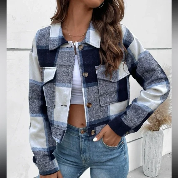 Boho navy blue plaid button down cropped jacket - Picture 16 of 16